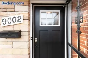 Home in College Park - Image 5