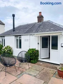 The Retreat, self-contained cosy Anex, M6 A75 Gretna Green - Image 2