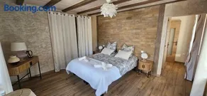 Chez Denise - Image 1