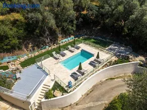 Cozy Apartment with Pool - Image 1