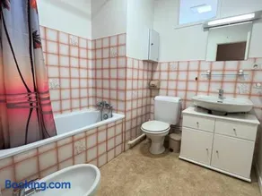 Cambo-les-Bains : T1 Bis lumineux avec balcon, parking, animaux admis - FR-1-495-31 - Image 4