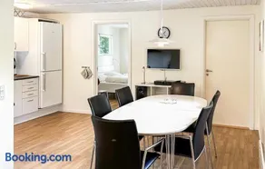 3 Bedroom Beautiful Home In Nexø - Image 5
