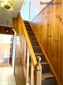 Home in Moonah with beautiful view - Image 5