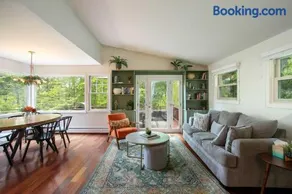 Berkshire Vacation Rentals: Great Barrington Walkable To Lake And Town - Image 3