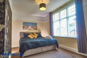 The Little Bear Apartment Birkdale Village - Image 3