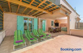 House ULIKA - Image 1