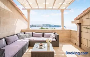 Two-Bedroom Apartment Selca With Sea View 04 - Image 2