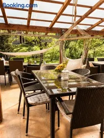 Nadštandardný apartmán s terasou a parkovaním - Image 2