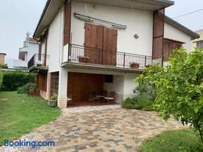 HOUSE of NILA & LIDA - Image 1