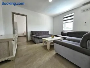 Guest House Vrsine - Image 1