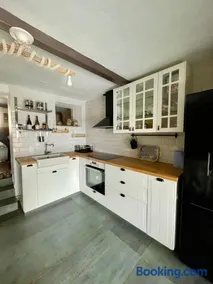 Ahiri traditional cottage - Image 5
