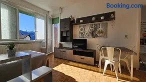 Dana's House - Image 2