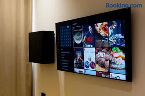 ZOE LUXURY SUITES - Image 5