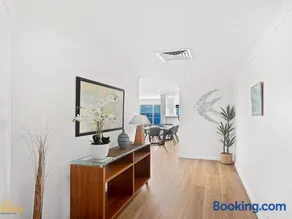 Breakwater Apartment 402 - Image 4