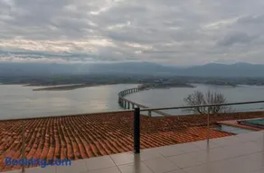 Vai Guesthouse Neraida - Image 3