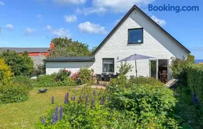 3 Bedroom Amazing Home In Gudhjem - Image 2