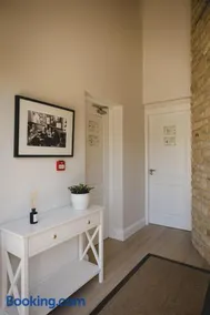 The Old Schoolhouse - Teacher's Quarters - Image 2