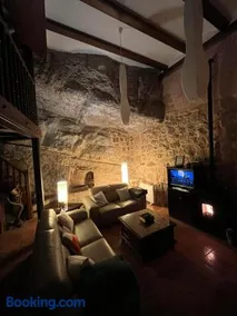 Casa De La Roca - Image 2