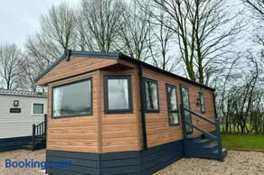 Westfield Lodge Retreat-Sleeps 6-Pet Friendly - Image 1