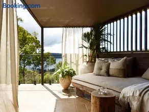 Pretty Beach House - Image 5