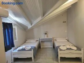 Venus Rooms - Image 4
