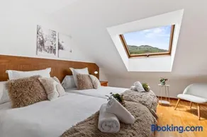 Trail House - Image 2