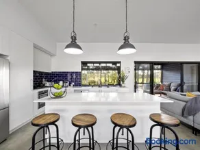 Vines & Stars - Amongst The Vines - Private Luxury - Image 2