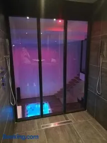 magnifique loft avec jacuzzi et sauna privatif - Image 3