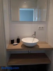 Vakantiewoning 100m van het strand met 1 Slaapkamer - Image 2