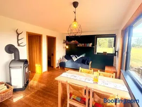 Tiny Chalet Stuga Am Rennsteig mit Kamin und Garten, Hunde Willkommen - Image 2