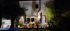 Chambre 2 Vue sur le jardin - Image 2