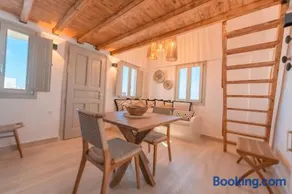 Lovely House at Oia Village Center - Image 5