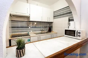 Blue Horizon House - Image 2