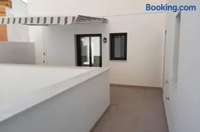 New Apartment in the Center-Terrace & Free Parking - Image 4