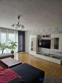 Kompfort Business Apartment - Image 1