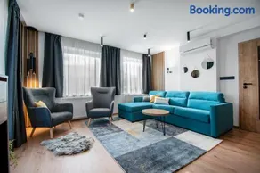 Vista Apartments - Image 1