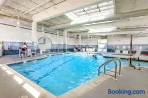 Sea Colony 8th floor condo with free WiFi balcony shared pool & ocean view - Image 5