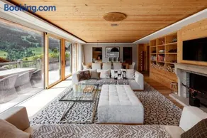 Regent Retreat - Image 2