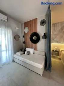 Kyria Luxury Apartment - Image 3