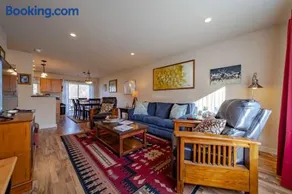 Elk Meadow Cabins 17A Gold Rush Suite - Image 3