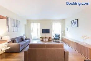 Casa delle colonne - big and elegant apt by Home a porter - Image 5