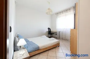 Tor Vergata Big Living Apartment - Image 2