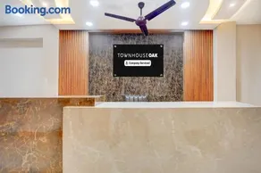 OYO Townhouse Oak Fazalganj Formerly RR Grand - Image 3