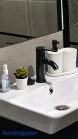 Danube Apartments - Image 2