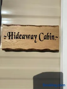 The Hideaway Cabin - Image 1