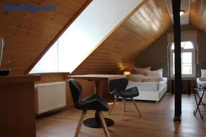 Hotel Schillerbad - Image 2