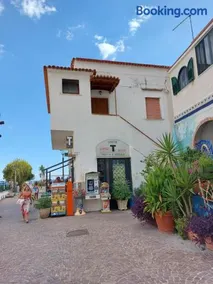 Luna Blu - Image 1