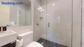 Stylish Downtown Studio in the SouthEnd, C.Ave #43 - Image 5