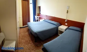 Hotel Guya - Image 1