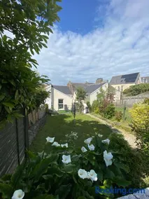 Ocean Terrace, Ilfracombe, 4 bedrooms, Sleeps 8, Stunning Sea Views, Parking, Garden, Pet Friendly - Image 5